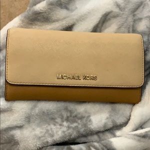 Tan Michael Kors Wallet